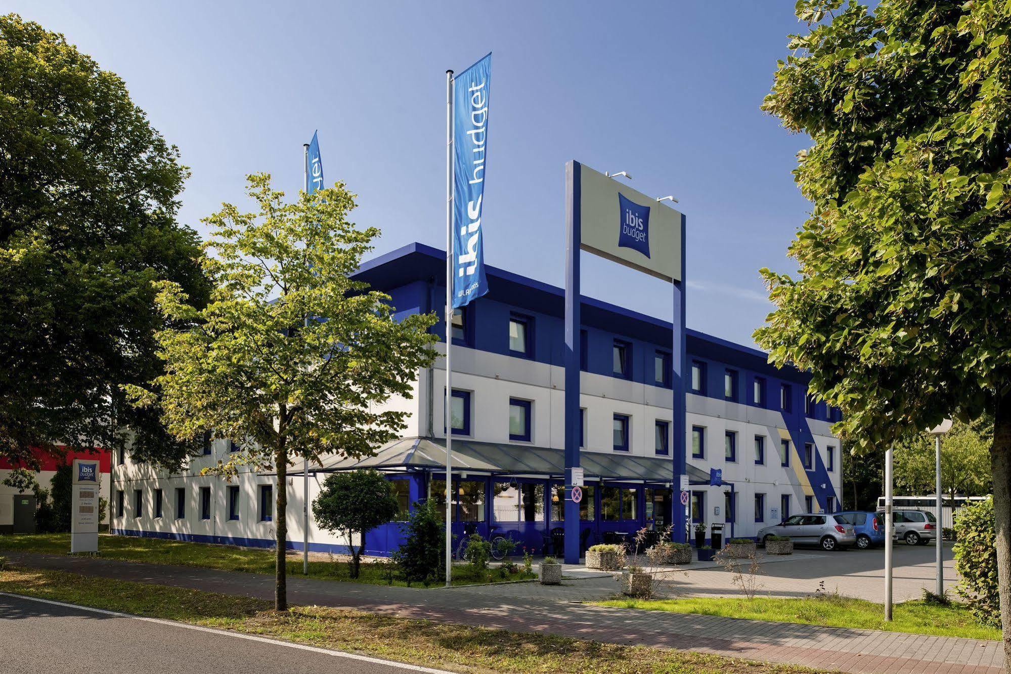 Готель Ibis Budget Berlin Генніґсдорф Екстер'єр фото